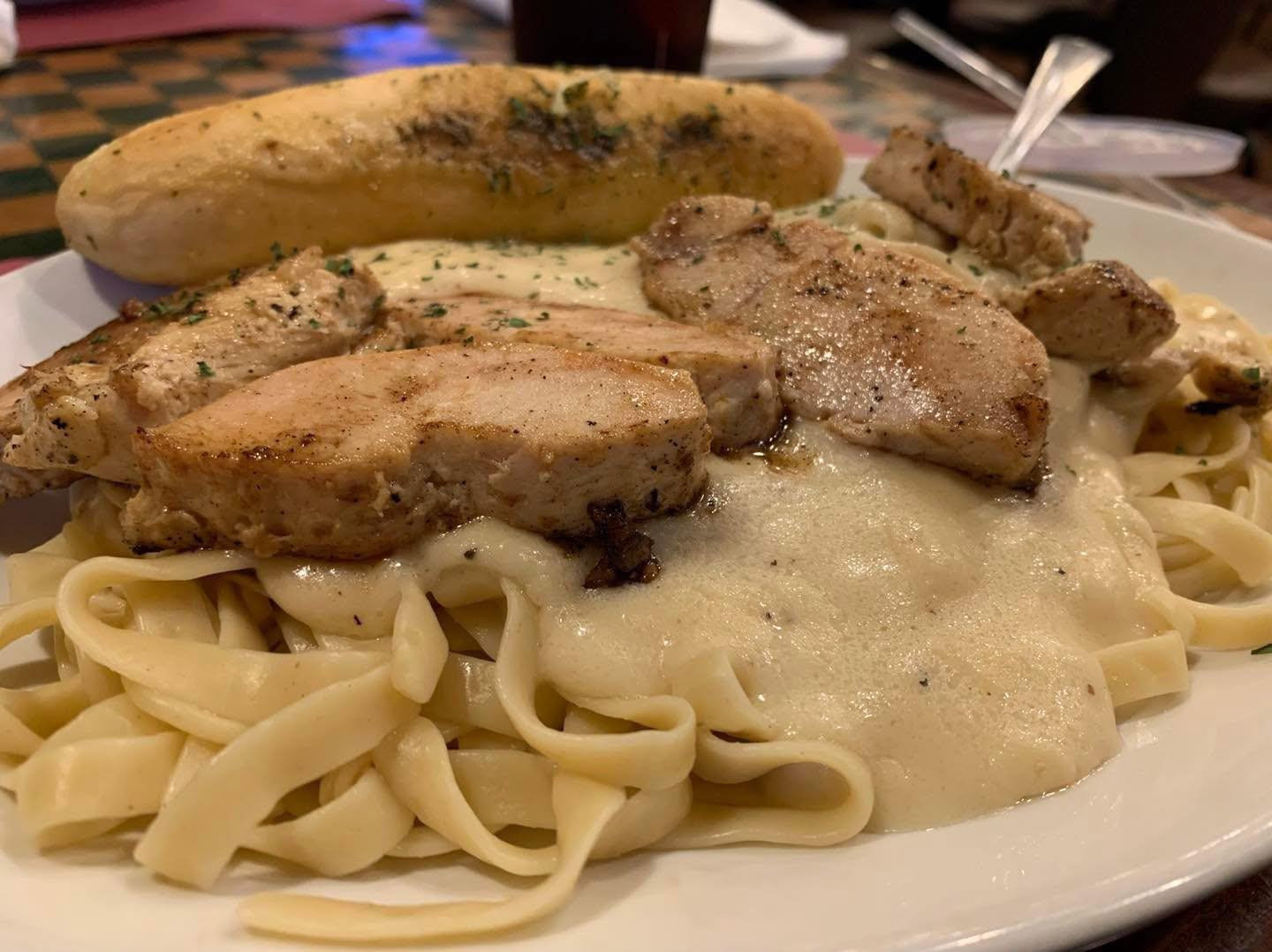 Chicken alfredo